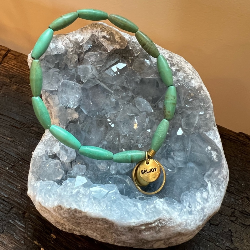 Turquoise Bead Bracelet